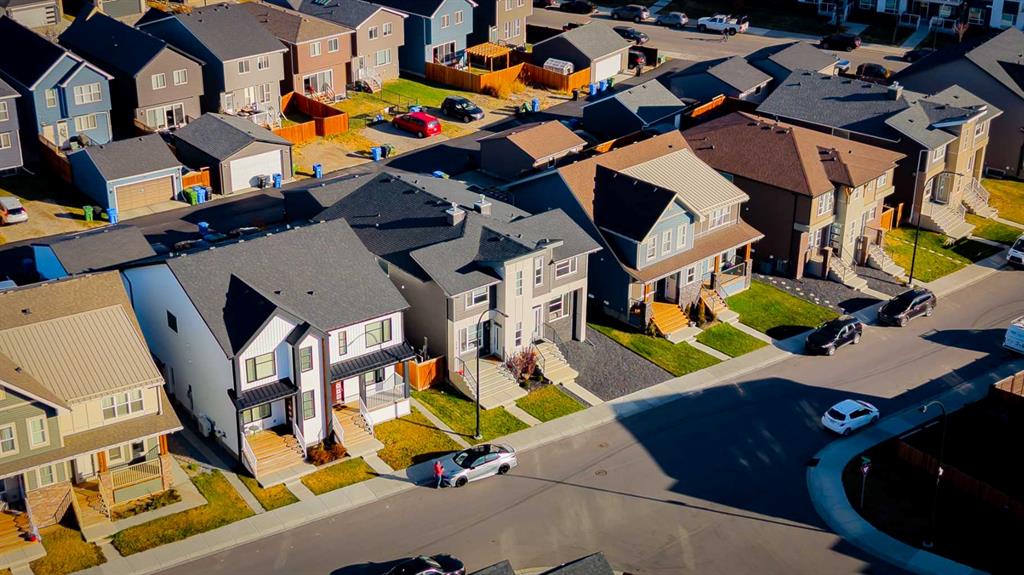 Picture for 174 Seton Grove SE