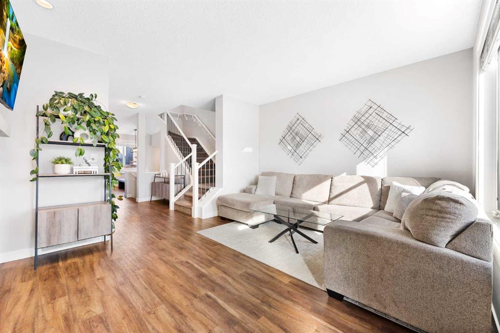 Picture for 174 Seton Grove SE