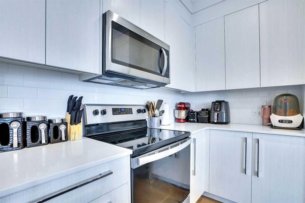 Picture for 2114, 681 Savanna Boulevard NE