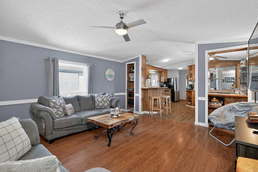 Picture for 110, 6220 17 Avenue SE