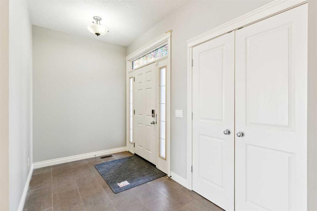 Picture for 110 Heritage Place NE