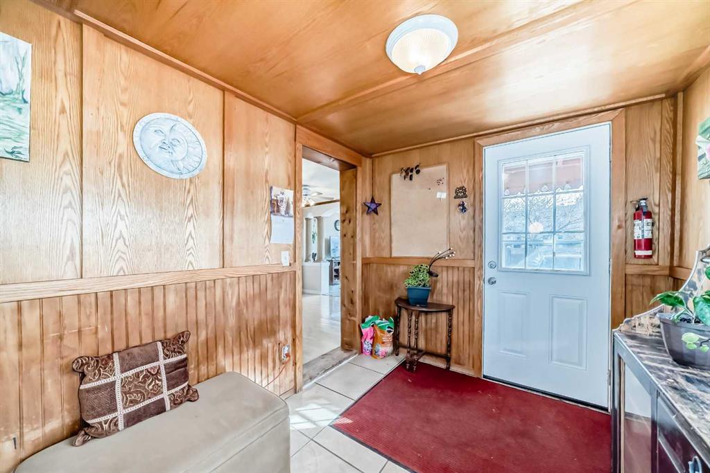 Picture for 180, 6724 17 Avenue SE