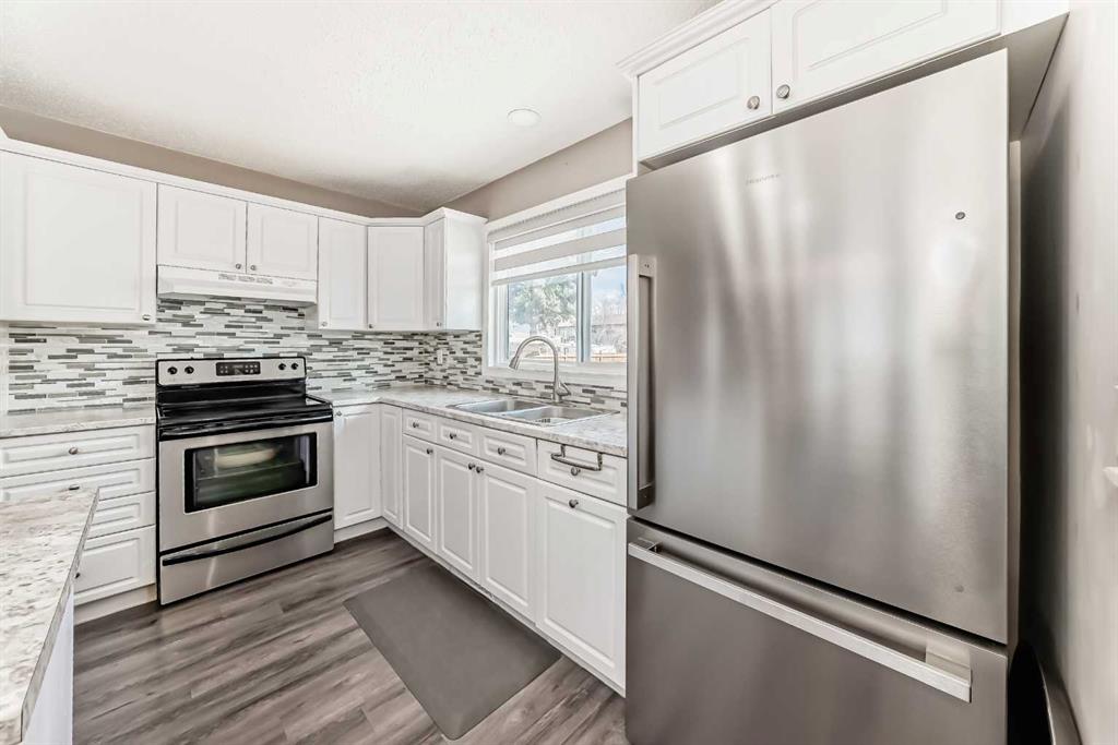 Picture for 132 Whiteview Close NE