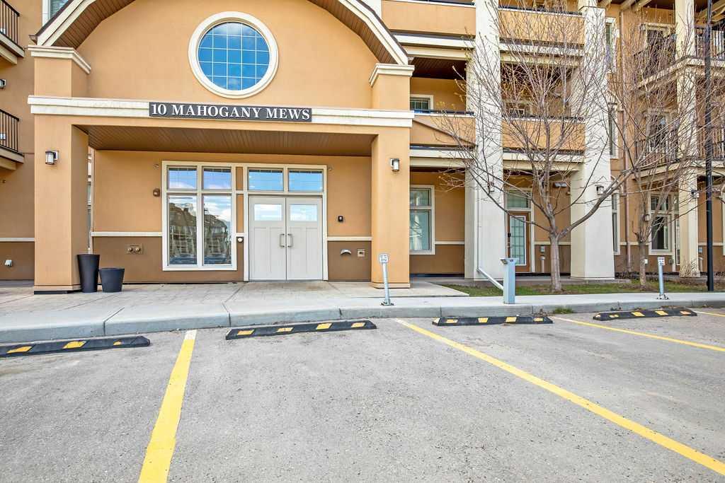 Picture for 209, 10 Mahogany Mews SE