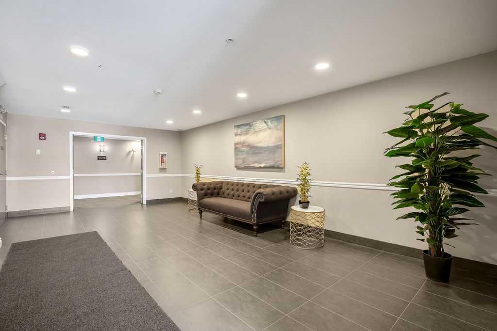 Picture for 209, 10 Mahogany Mews SE