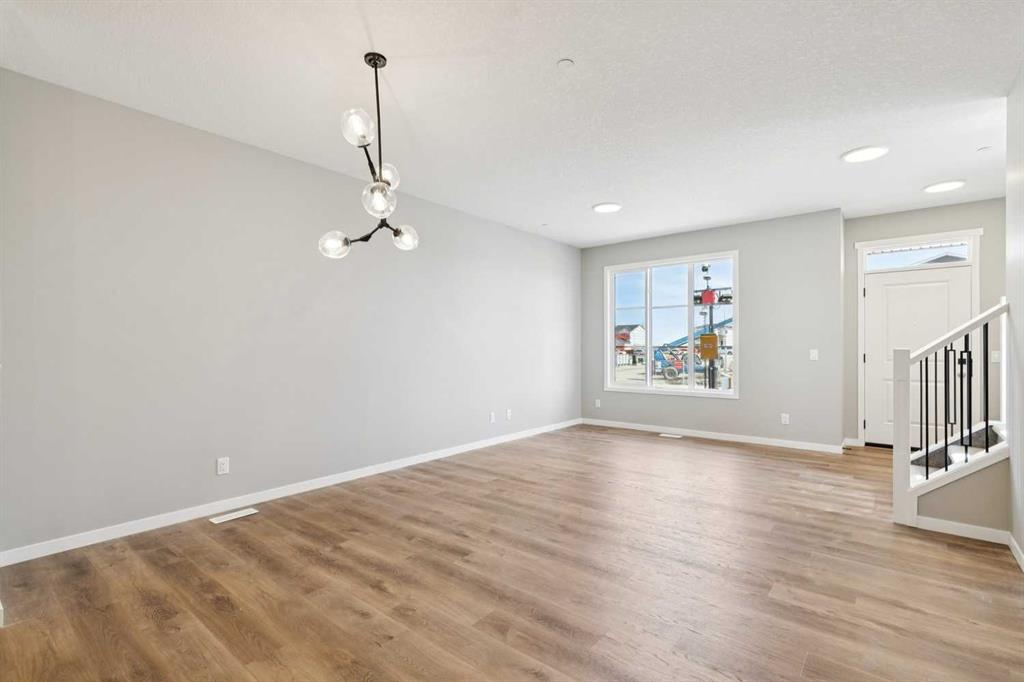 Picture for 537 Hotchkiss Drive SE