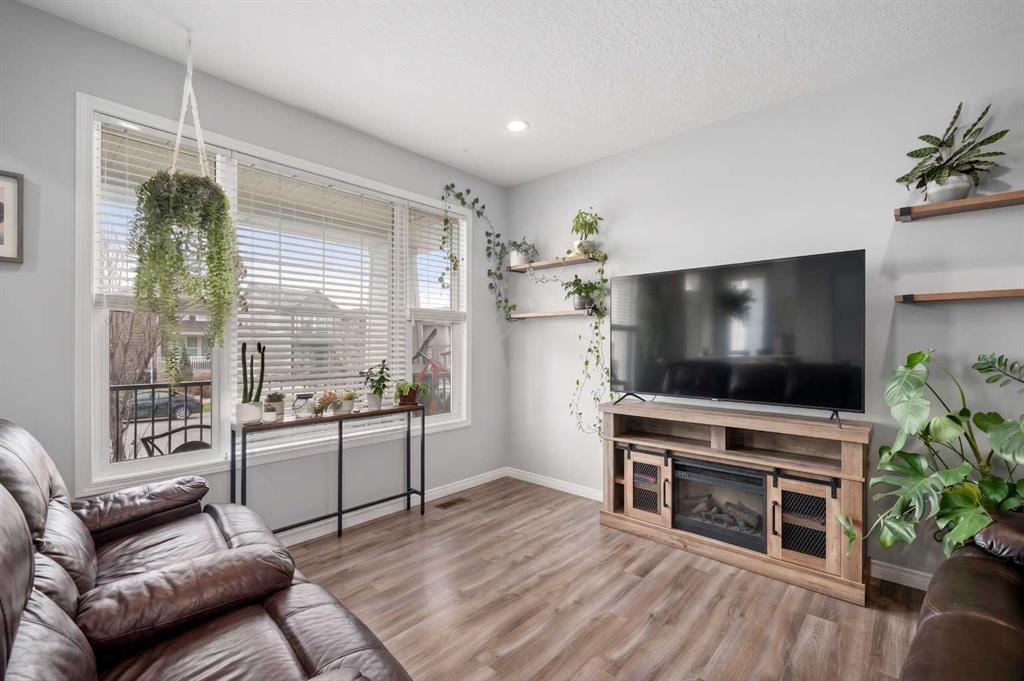 Picture for 39 Heritage Boulevard 