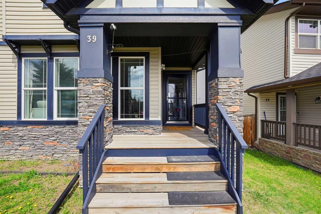 Picture for 39 Panora Square NW