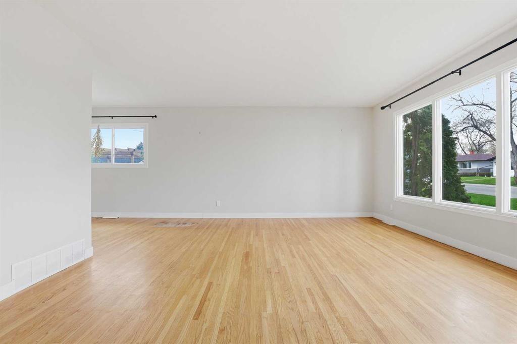 Picture for 140 Fyffe Road SE