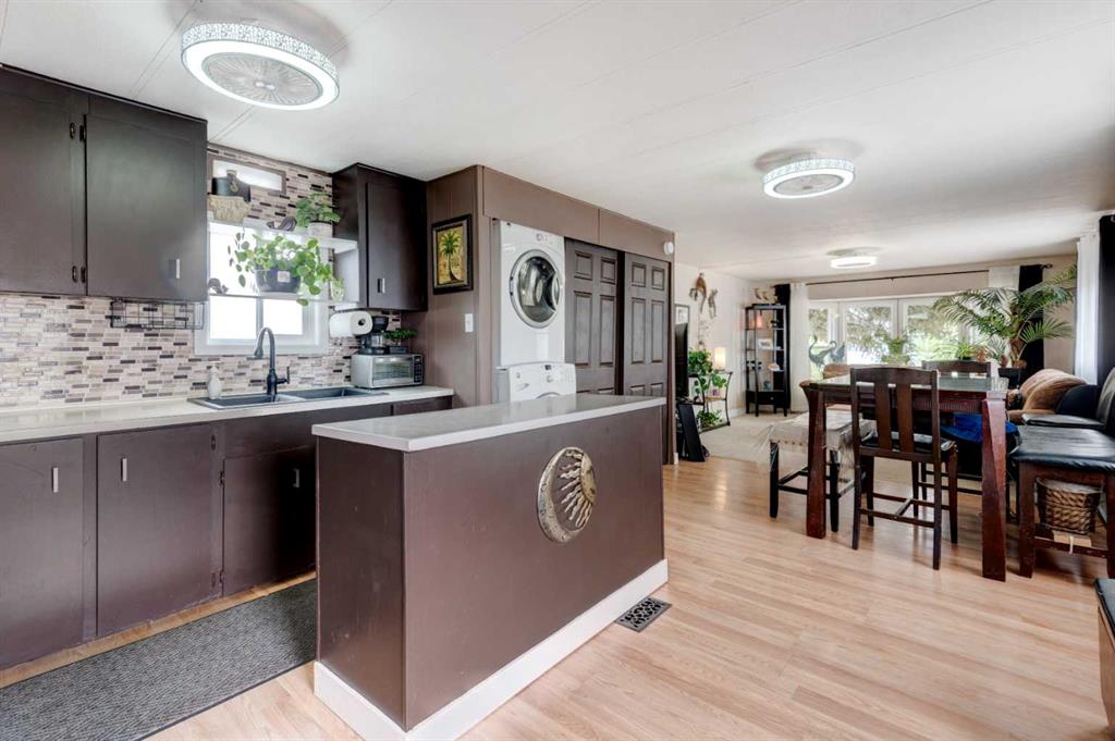 Picture for 829 Bayview Road 