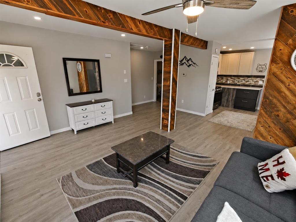 Picture for 18 Maple Street 