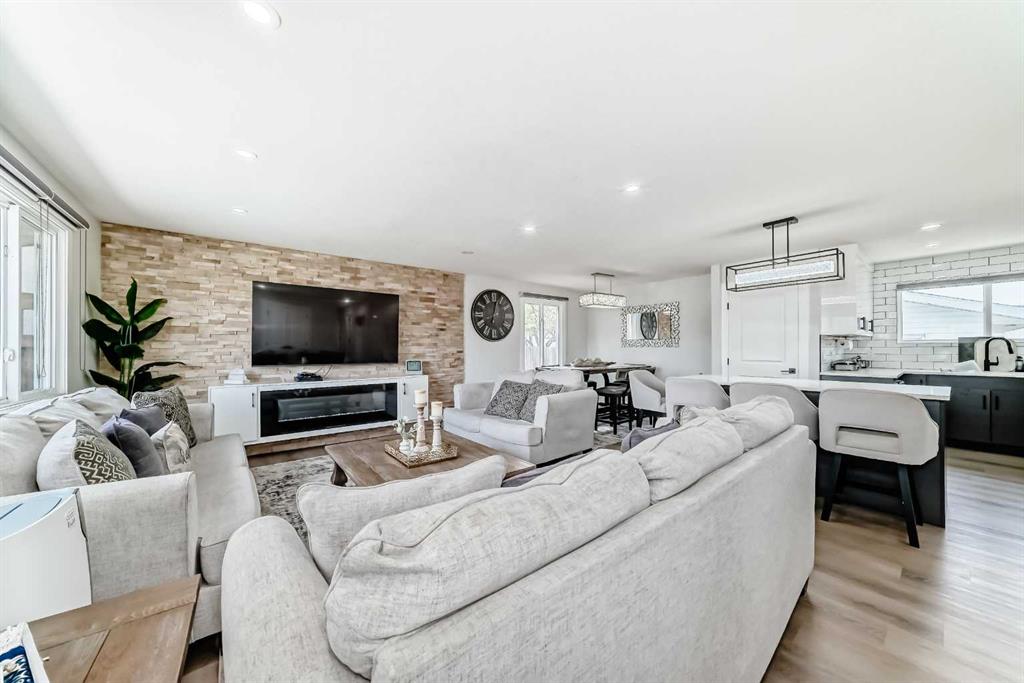 Picture for 12 Rundleson Way NE