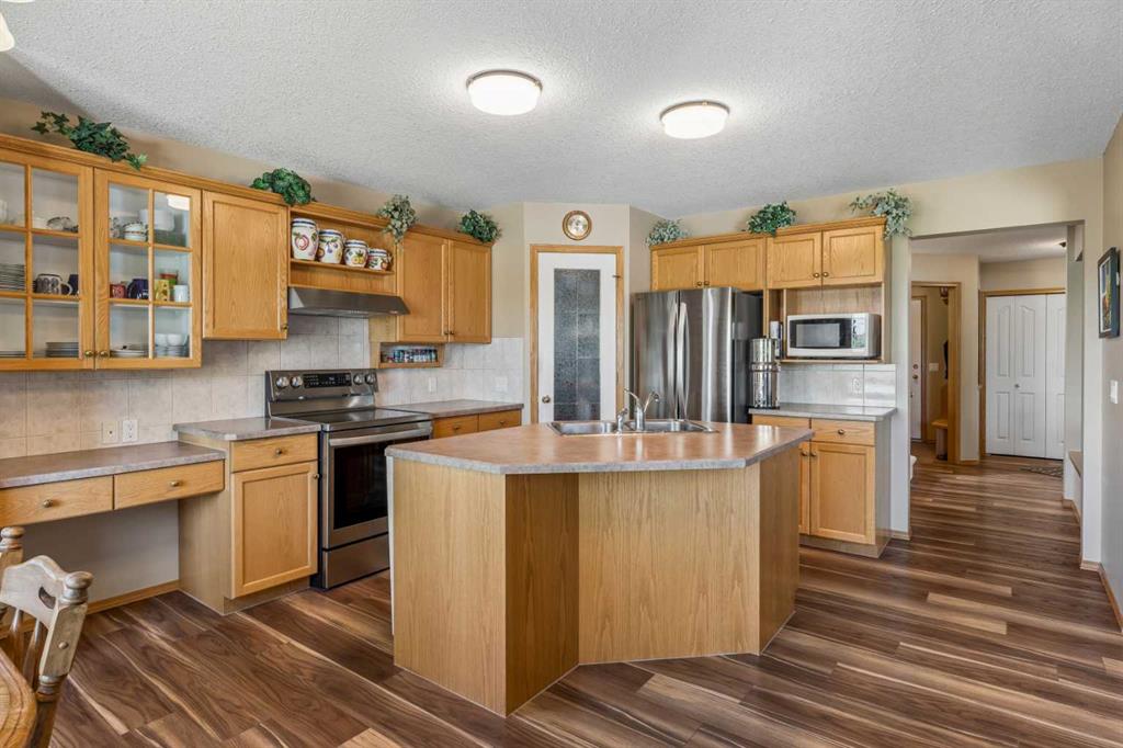 Picture for 132 Hidden Ranch Crescent NW