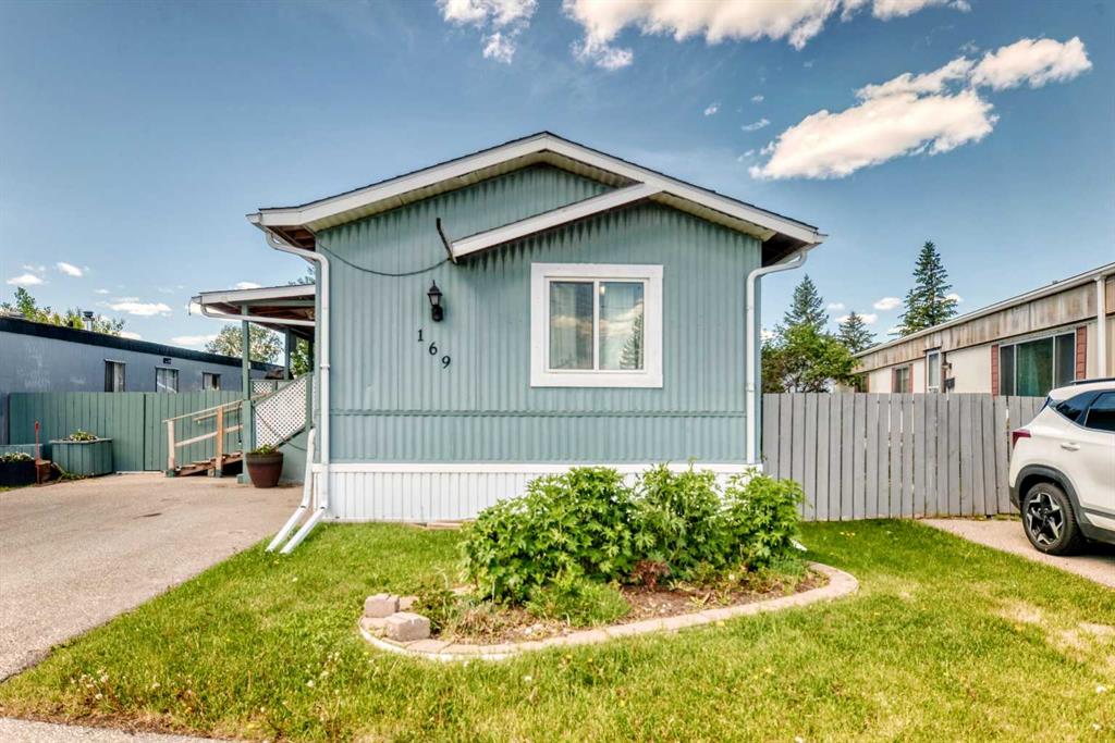 Picture for 169, 6724 17 Avenue SE