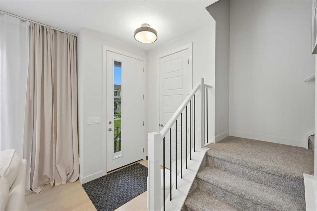 Picture for 7 Lambeau Lane SE