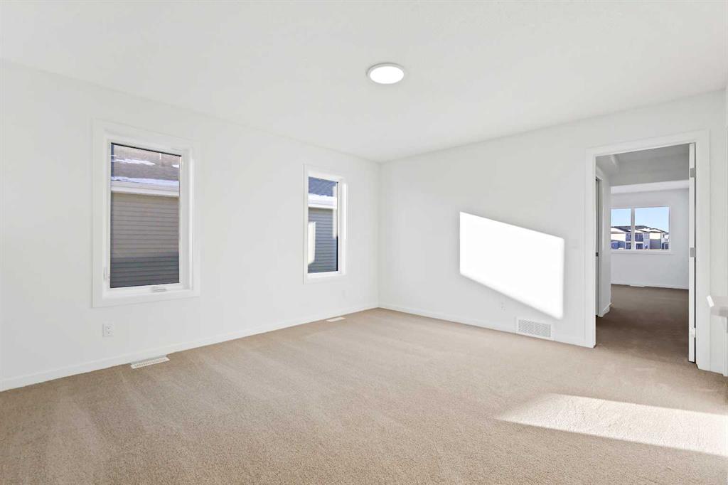 Picture for 409 Corner Glen Way NE