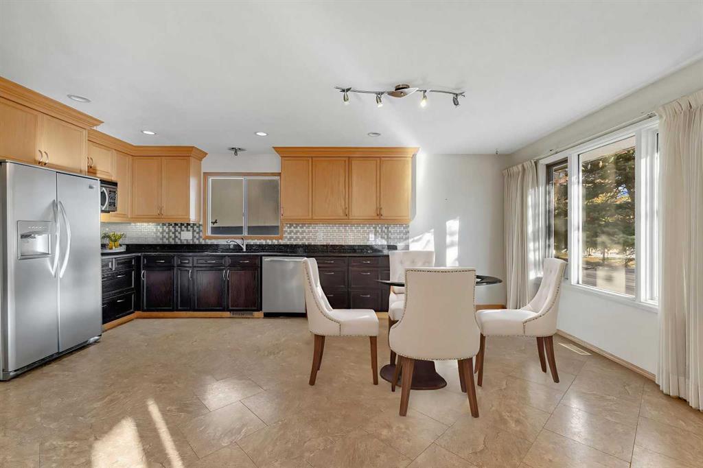 Picture for 119 Whitestone Crescent NE