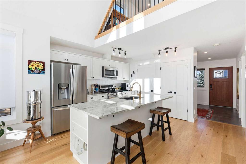 Picture for 306 Cottageclub Link  https://www.cirrealty.ca/reb/creb/55/A2266655_13.jpg