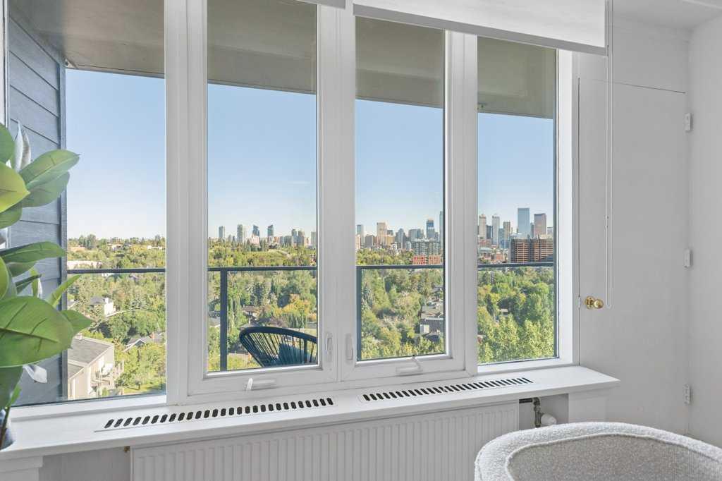 Picture for 708, 3204 Rideau Place SW