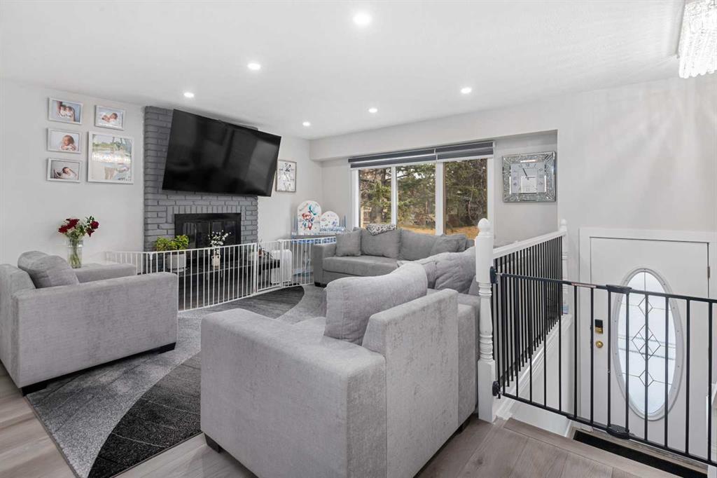 Picture for 255 Rundleridge Drive NE