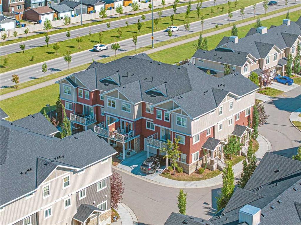 Picture for 307 Skyview Ranch Grove NE