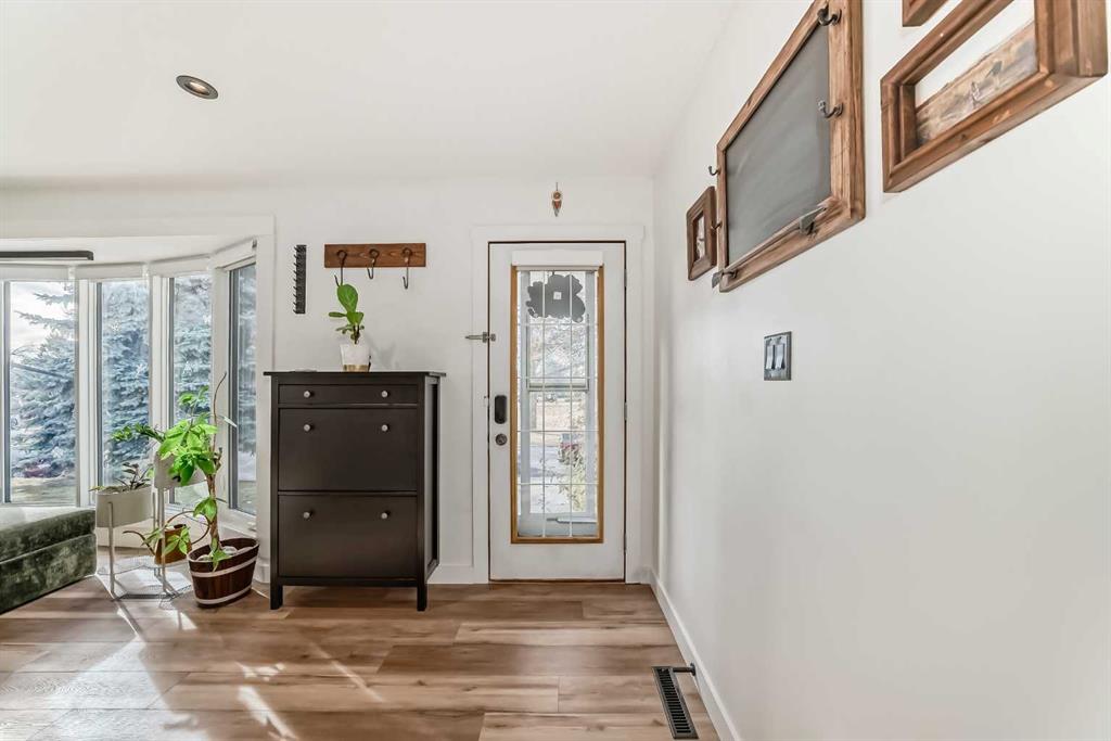 Picture for 2155 Mackid Crescent NE