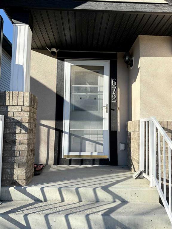 Picture for 672 Taradale Drive NE