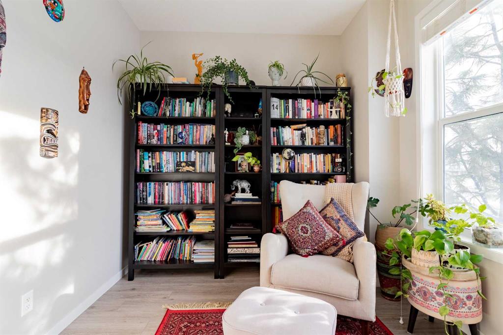 Picture for 178 Livingston Avenue NE