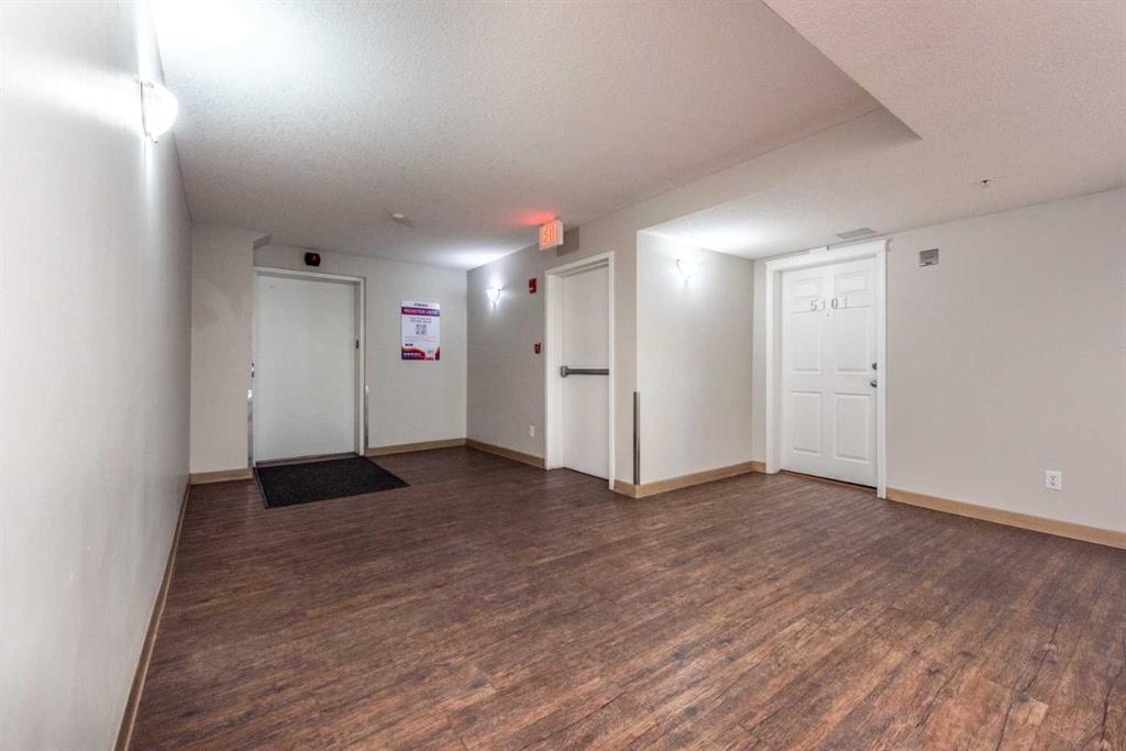 Picture for 5408, 69 Country Village Manor NE