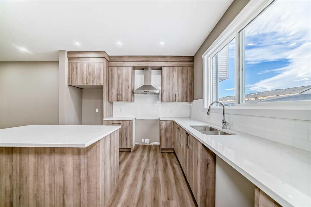 Picture for 136 Belvedere Park SE