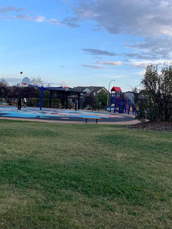 Picture for 7 Panora Square NW