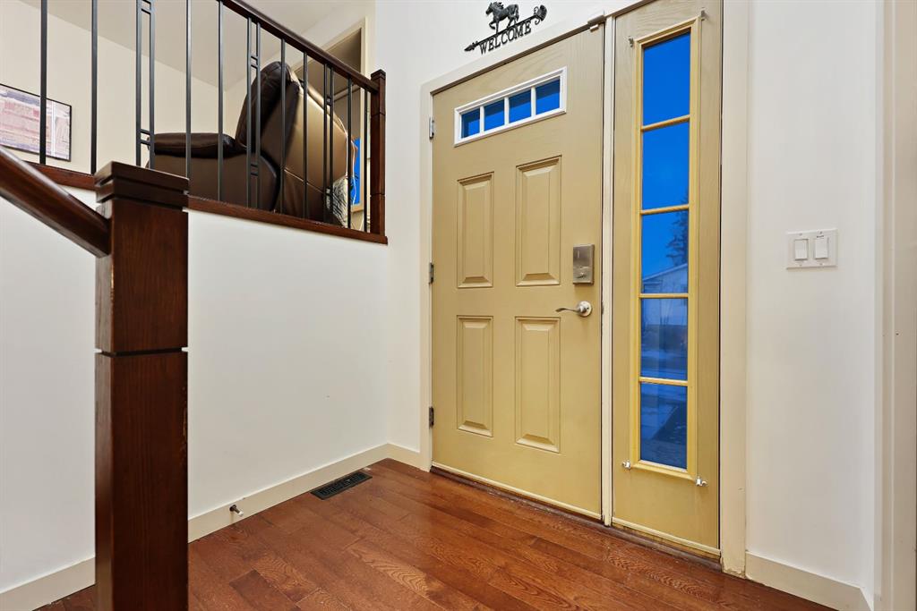 Picture for 256 Lysander Place SE