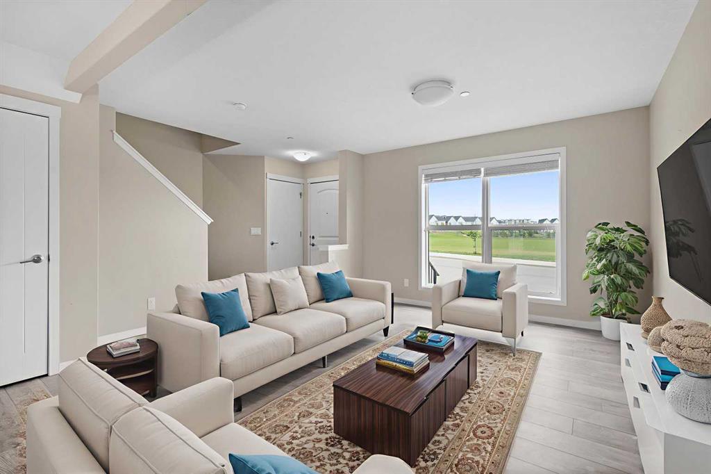 Picture for 44 Howse Drive NE