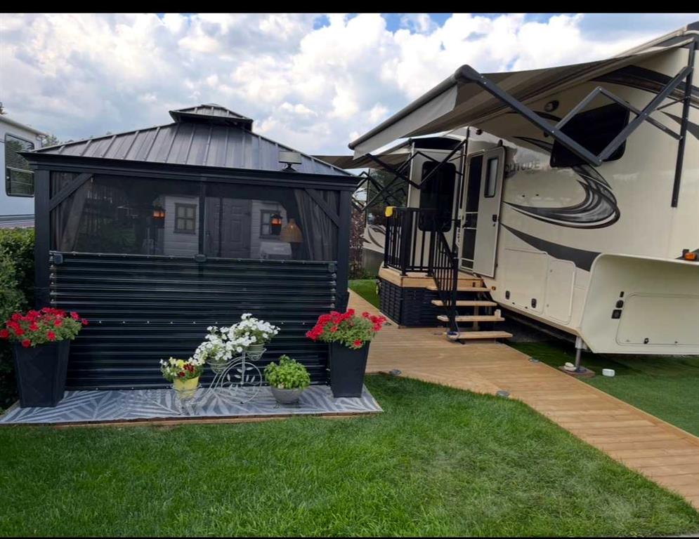 Picture for 167, 370165 79 Street E