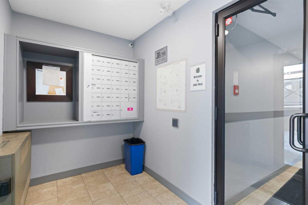 Picture for 202, 1805 26 Avenue SW