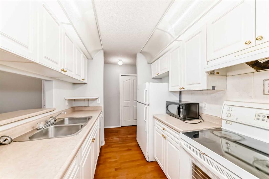 Picture for 2110, 20 Harvest Rose Park NE