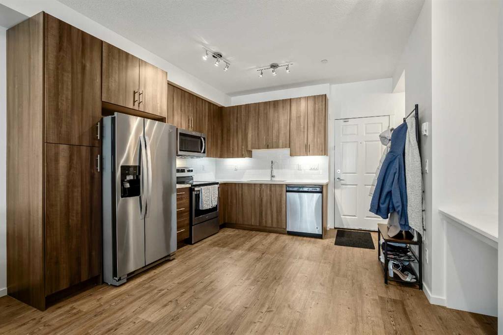 Picture for 7318, 151 Legacy Main Street SE