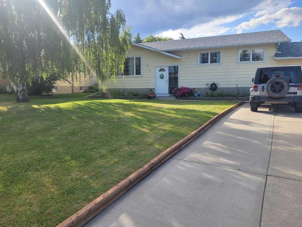 Picture for 2316 17 Avenue 