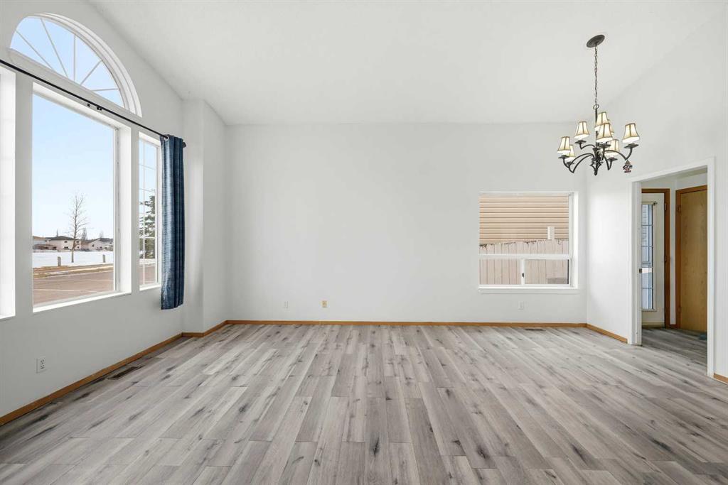 Picture for 3710 Catalina Boulevard NE