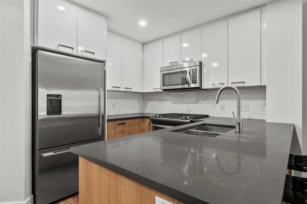 Picture for 110, 510 Edmonton Trail NE