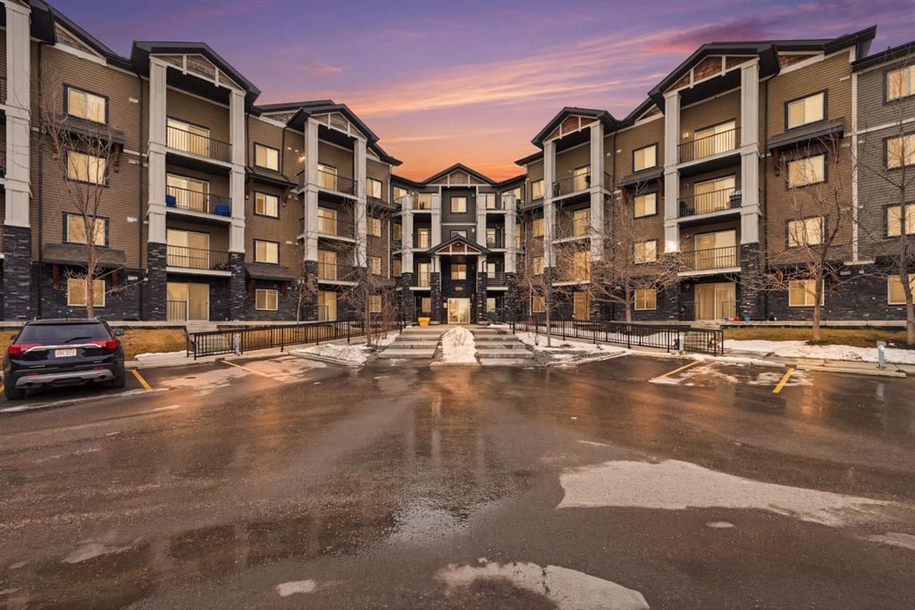 Picture for 2119, 175 Panatella Hill NW