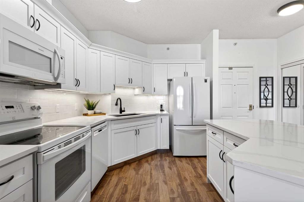 Picture for 404, 5201 Dalhousie Drive NW