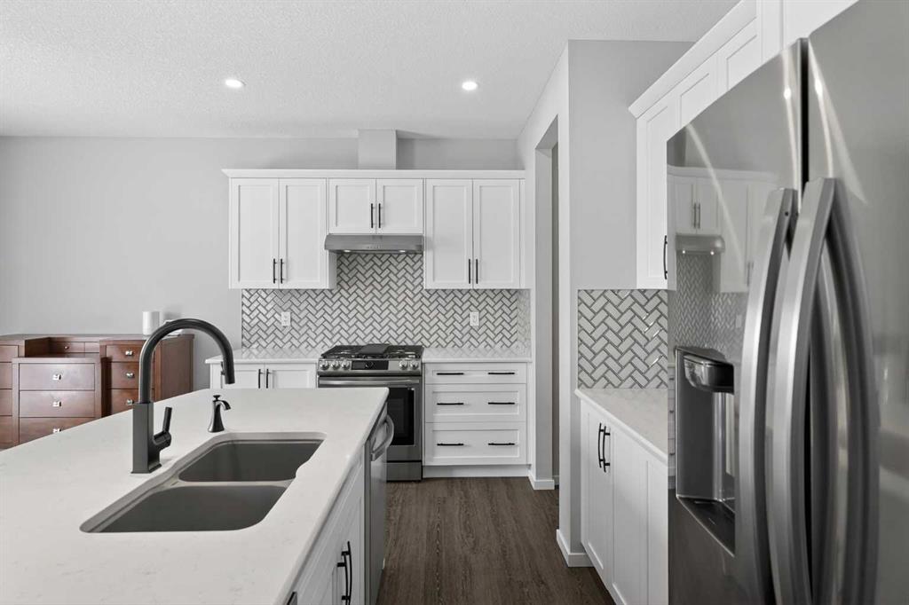 Picture for 154 Yorkstone Way SW