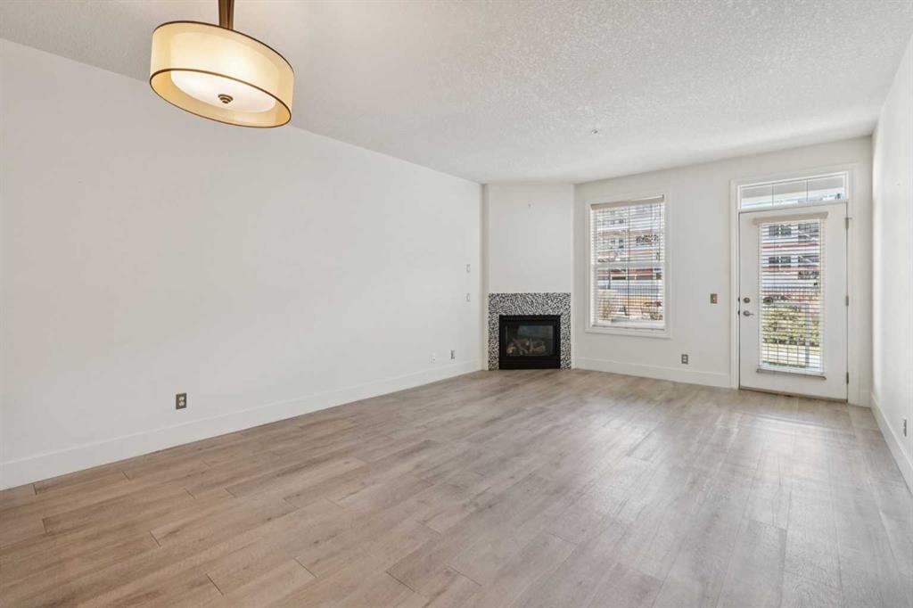 Picture for 106, 3650 Marda Link SW