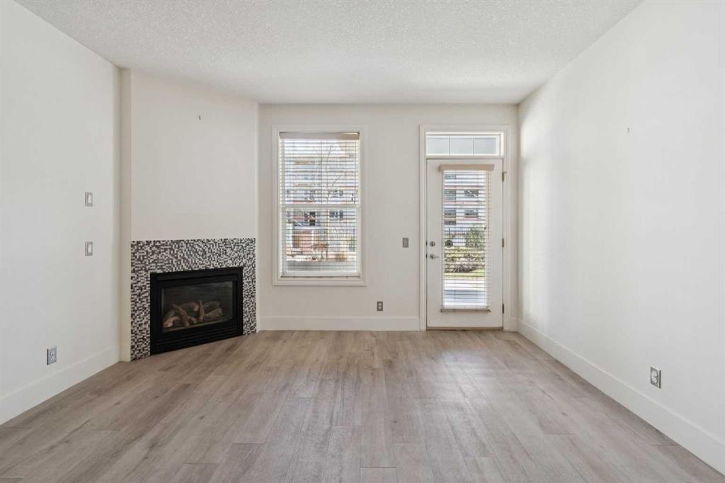 Picture for 106, 3650 Marda Link SW