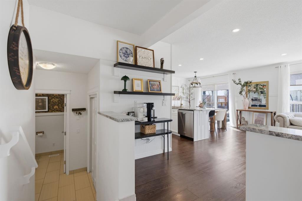 Picture for 167 Covemeadow Crescent NE