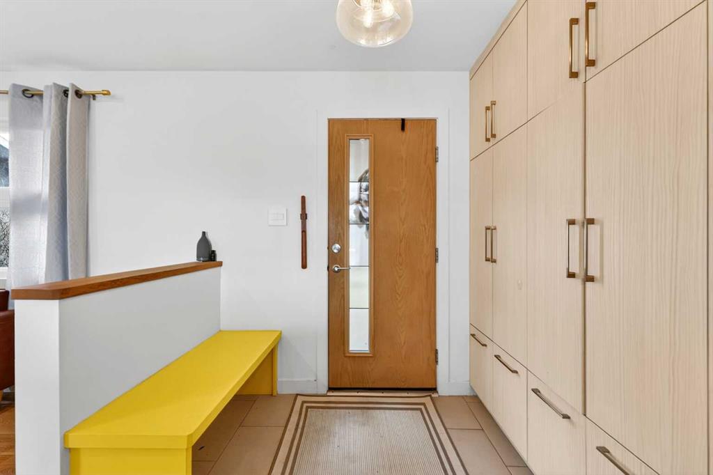 Picture for 12 Glacier Drive SW