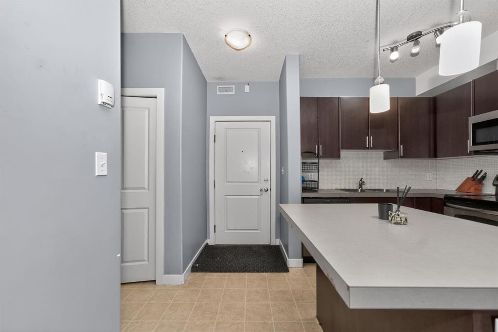 Picture for 338, 23 Millrise Drive SW