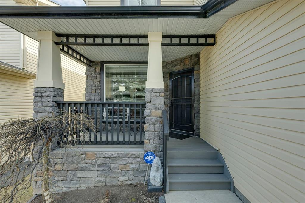 Picture for 42 Cresthaven Way SW