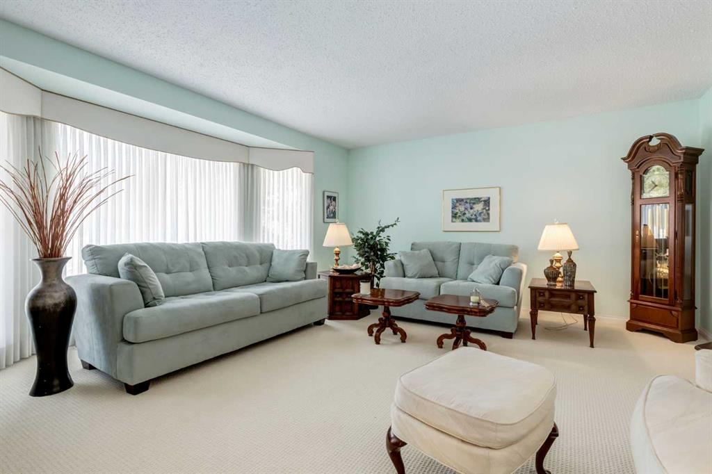 Picture for 107 Valhalla Crescent NW